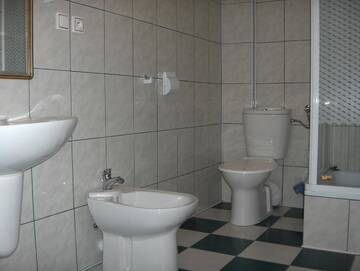 Фото номера Семейный номер с видом на сад Фермерские дома Hajduk Apartment г. Мендзылесе 4